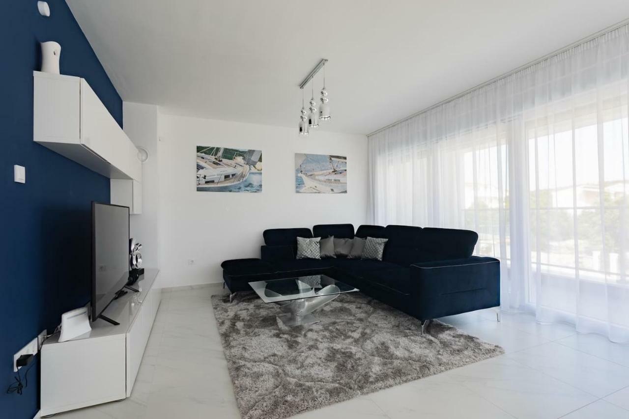 Villa Compass; Luxury Experience In Natural Bay. Ražanj المظهر الخارجي الصورة
