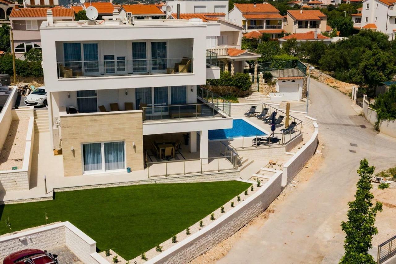 Villa Compass; Luxury Experience In Natural Bay. Ražanj المظهر الخارجي الصورة