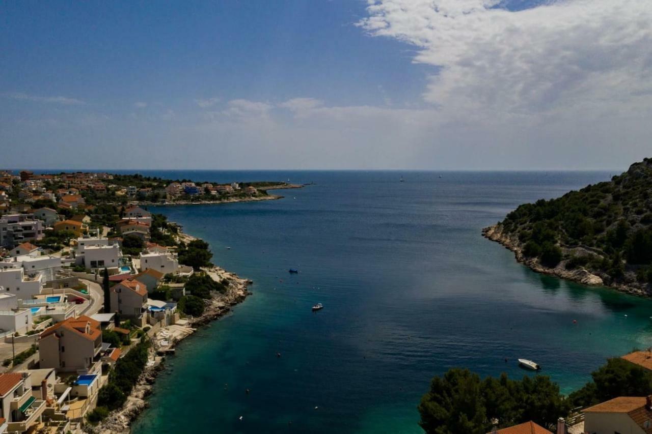 Villa Compass; Luxury Experience In Natural Bay. Ražanj المظهر الخارجي الصورة