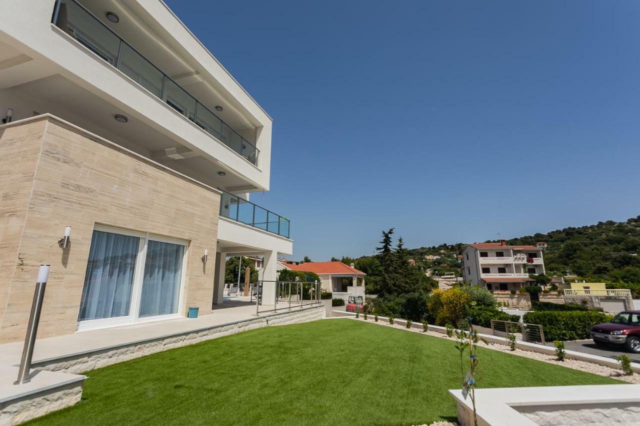 Villa Compass; Luxury Experience In Natural Bay. Ražanj المظهر الخارجي الصورة