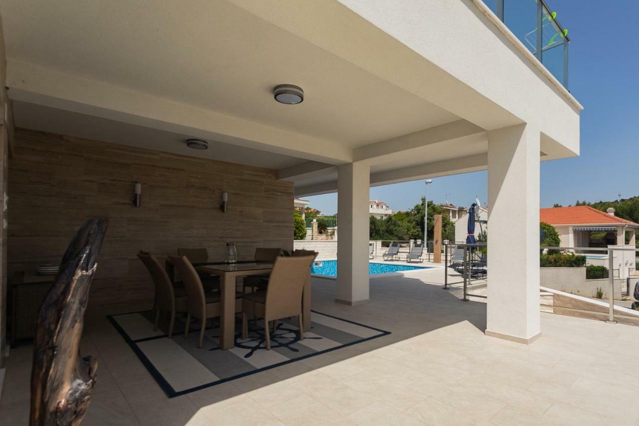 Villa Compass; Luxury Experience In Natural Bay. Ražanj المظهر الخارجي الصورة
